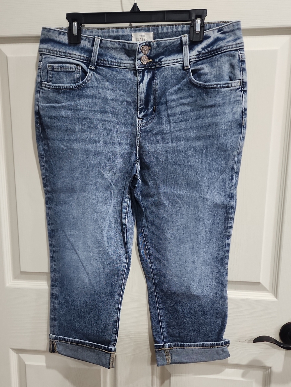 Maurices Light Blue Cropped Jeans Capris